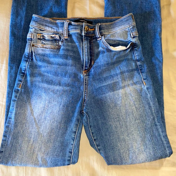 Forever 21 Fit and Flare Skinny Jean - Picture 4 of 5